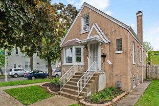 5535 W Wrightwood Ave, Chicago, IL 60639