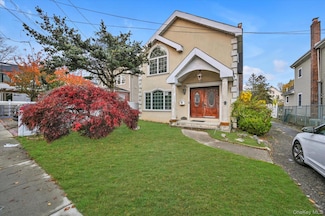 218 Avery Place, Cedarhurst, NY 11516