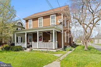 259 Broad St, Landisville, PA 17538