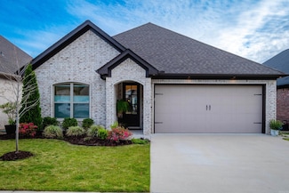 6 Fletcher Ridge Cir, Little Rock, AR 72223