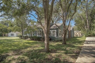 8238 Goodman St, Overland Park, KS 66204
