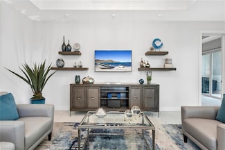 605 El Camino Real Unit 102, Naples, FL 34119