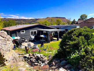 858 E Main St, John Day, OR 97845