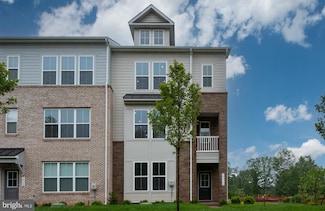 10170 Queens Way, Manassas, VA 20110