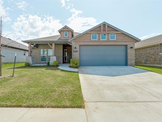 13600 Arrowhead Blvd, Yukon, OK 73099