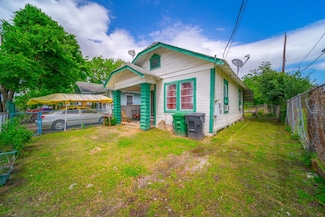 1202 Gregg St, Houston, TX 77020