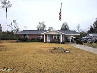1757 Morningside Dr, Alford, FL 32420