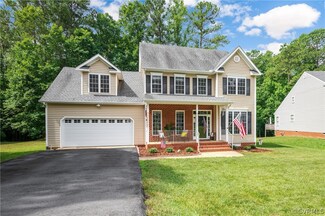 5236 Nairn Ln, Chester, VA 23831