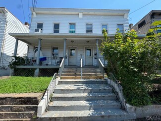 65 Louis St, New Brunswick, NJ 08901