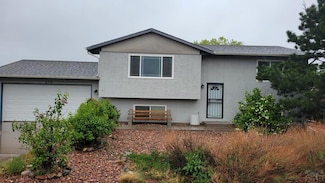 270 W Baldwyn Dr, Pueblo, CO 81007