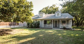 3825 S Bowen Rd, Arlington, TX 76016