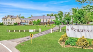 195 W Main, Smithfield, OH 43948