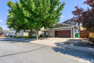 1582 Satellite Dr, Sparks, NV 89436