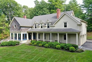 72 Centre St, Dover, MA 02030