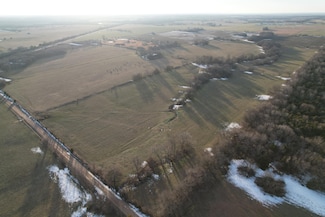 000 Walleye Rd, Wentworth, MO 64873