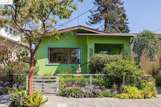 5236 James Ave, Oakland, CA 94618