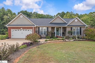 236 Summer Lady Ln, Boiling Springs, SC 29316