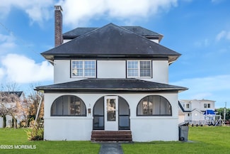 3 Royal Place, Long Branch, NJ 07740