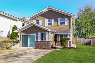 220 Mill Stream Dr, Bolingbrook, IL 60440