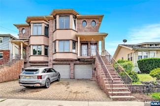 682 Greeley Ave Unit C, Fairview, NJ 07022