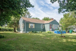 85 Barbara St, Chicopee, MA 01020