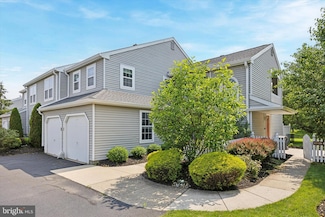 613B Rose Hollow Dr Unit B, Yardley, PA 19067