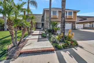 120 S Woodrose Ct, Anaheim, CA 92807