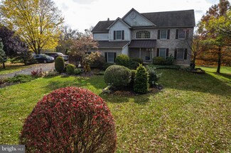 4 Sprouse Cir, Royersford, PA 19468