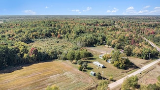 1215 Bear Ave, Harrison, MI 48625