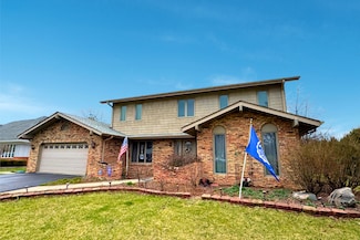 349 Tamerton Pkwy, Burr Ridge, IL 60527