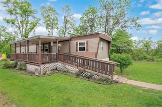21 Crestview Estates, New Eagle, PA 15067