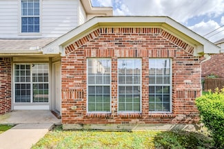 611 Oriole Blvd Unit 404, Duncanville, TX 75116