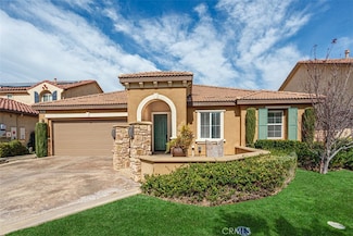 7650 Summer Day Dr, Corona, CA 92883