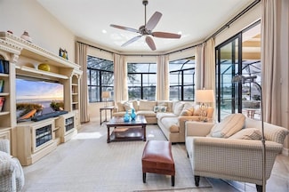 6504 Costa Cir, Naples, FL 34113