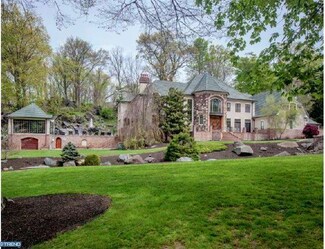 800 Chateau Ln, Villanova, PA 19085