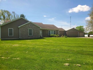 1719 W 250 S, Albion, IN 46701