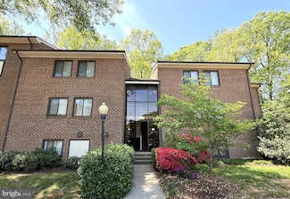 1415 Northgate Square Unit 15/21B, Reston, VA 20190