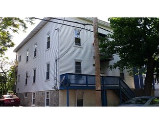 40 Pingree St, Salem, MA 01970