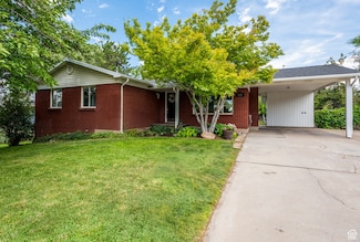 557 Oakleaf Ln, North Salt Lake, UT 84054
