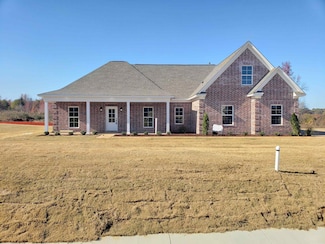 192 Cadet Dr, Senatobia, MS 38668