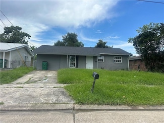 358 Azalea Dr, Westwego, LA 70094