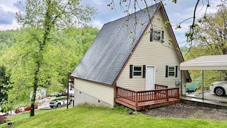 6308 Lakeview Dr, Catlettsburg, KY 41129