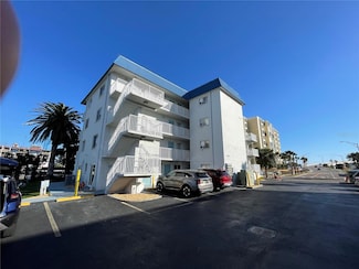 800 Bayway Blvd Unit 14, Clearwater Beach, FL 33767