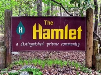 1608 Blue Ridge Dr, Canadensis, PA 18325