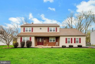 704 Vance Dr, Glenside, PA 19038