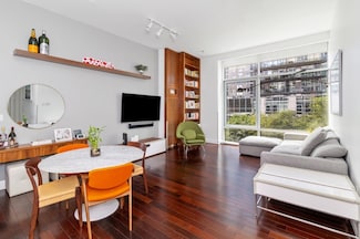 243 W 60th St Unit 2D, New York, NY 10023
