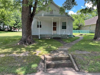 113 3rd St, Mark, IL 61340