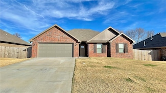 1715 Charismatic Dr, Prairie Grove, AR 72753