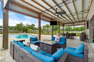 44677 Green Meadows Ln, Callahan, FL 32011