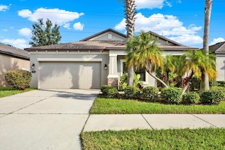 4706 Woods Landing Ln, Tampa, FL 33614